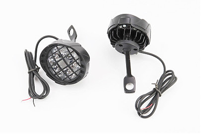 Фара дополнительная светодиодная влагозащитная с решеткой (67*57mm) &mdash; 6 LED с креплением под зеркало, к-кт 2шт, ЧЕРНЫЙ