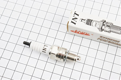 Свеча 4Т HSA-C7 — M10 L12 — JH/GY6