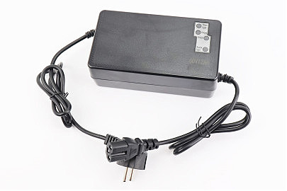 Зарядное устройство 60V 12Ah E-Delta