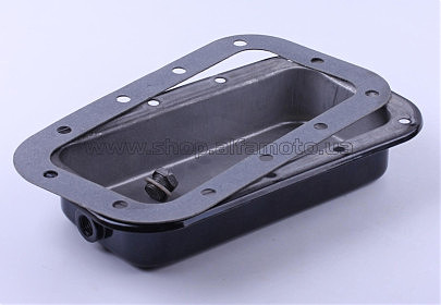 Крышка блока нижняя (поддон) м/б 190N/195N (12/15Hp) AMG
