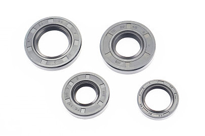 Сальники к-кт 4шт (17x35x7; 20x30x6; 20x42x8; 25x44x7) двигателя