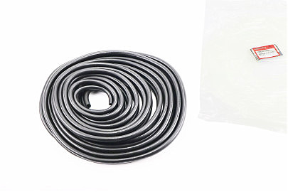Шланг топливный 4,7x8,5мм — 10метр., чёрный