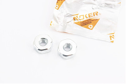 Гайка шины к-кт 2шт MS-170/171/180/181/190/200/210/211/230/250/270/290/340/341/360/361/440/460/640/660