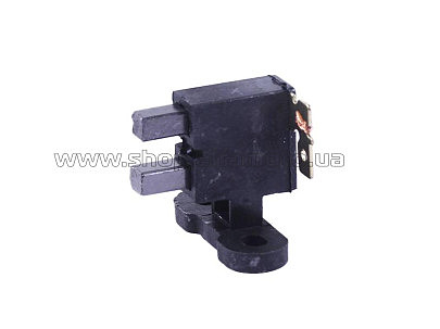 Щетки бензогенератора   (2-3,5 кВт)   (пластмассовый корпус) AMG-3