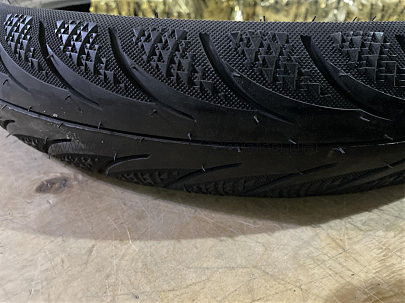 Мотошина 100/70 -17 TL (MT-405 TL SWALLOW,бескамерная) LTK