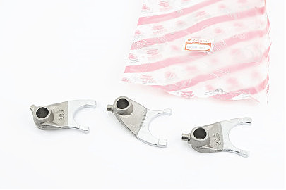 Вилка перемикання передач к-кт 3шт