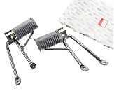 V200R Подножки задние с кронштейном в сборе к-кт 2шт