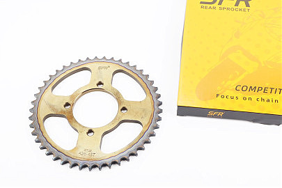 Звезда задняя RS125 &mdash; 428-45T &mdash; d=64; 4отв.*80mm "каленая" Loncin- JL200-10/Yamaha YBR125