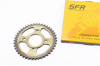 Звезда задняя WY125 &mdash; 428-43T &mdash; d=58; 4отв.*90mm "каленая" (ZS125J спицы)