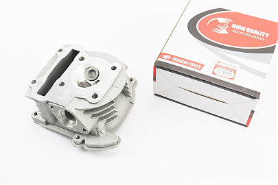 Головка цилиндра + клапана в сборе 47мм-80cc (стандартные клапана)