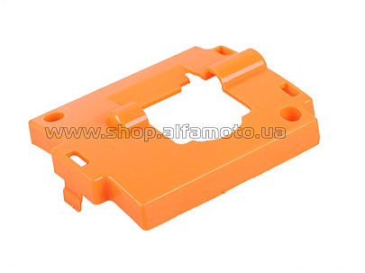 Пластиковая крышка горловины (под один бункер)  ручной сеялки AMG