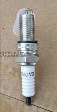 Свеча   4Т X24ESRU с резистором &mdash; M12 L18 &mdash; CG/CB/CH250/YP250