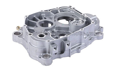 Картер   4T CB300   (ZS174MN-5) (правый) AMG
