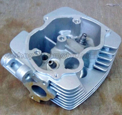 Головка цилиндра 4T CG150 (голоя, +клапаны) JING
